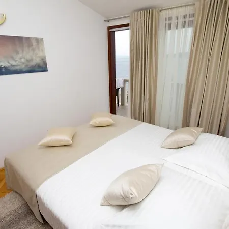 In With Sea View, Balcony, Air Conditioning, Wifi 3340-4 *